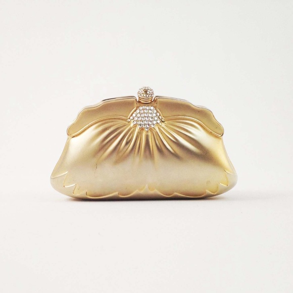 gold shell clutch